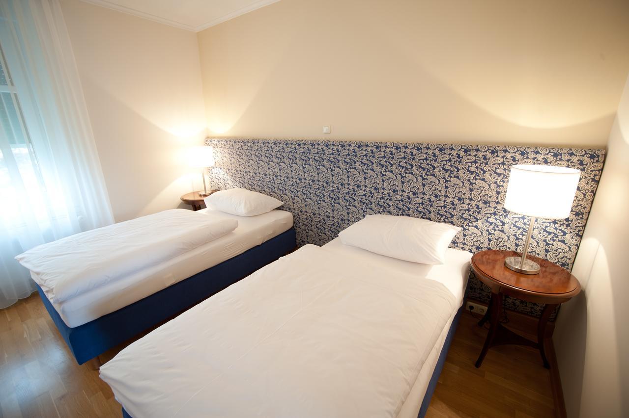 Stadthotel Zur Goldenen Krone 2*